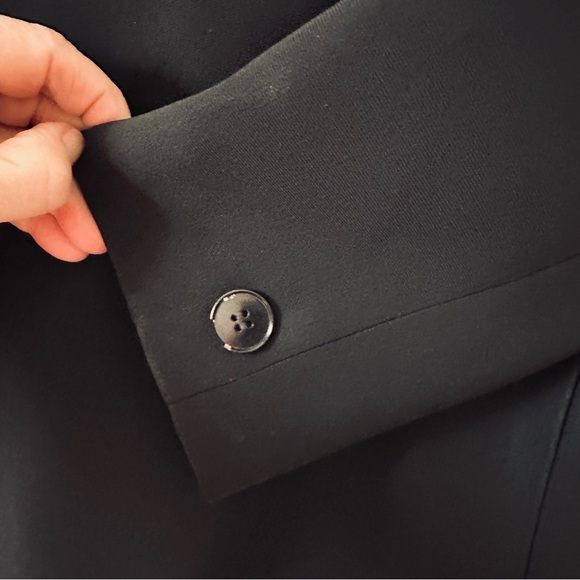 Ann Taylor Blazer, Size 8, Black - Picture 7 of 15